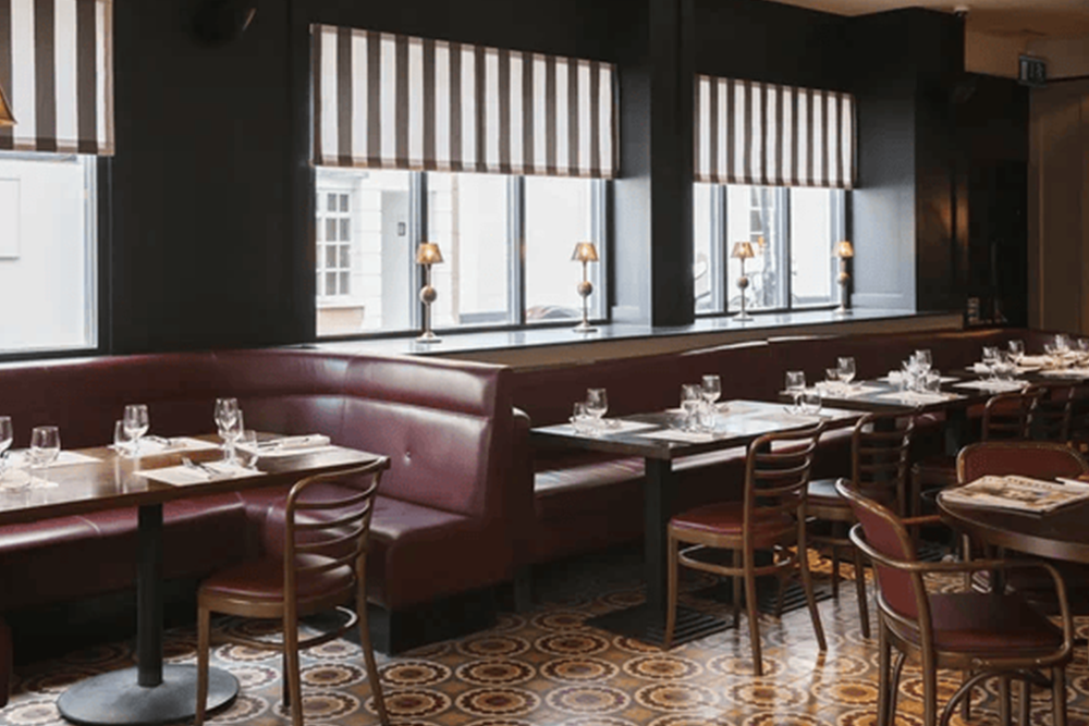Residential Vs. Restaurant Furniture: 8 Important Differences