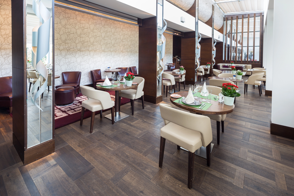 14 Emerging Restaurant Chair Trends That Combine Comfort And Style